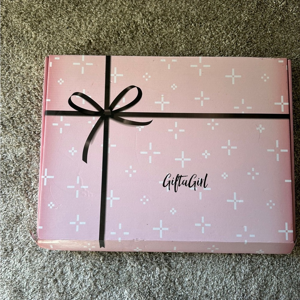 Giftagirl glass holder